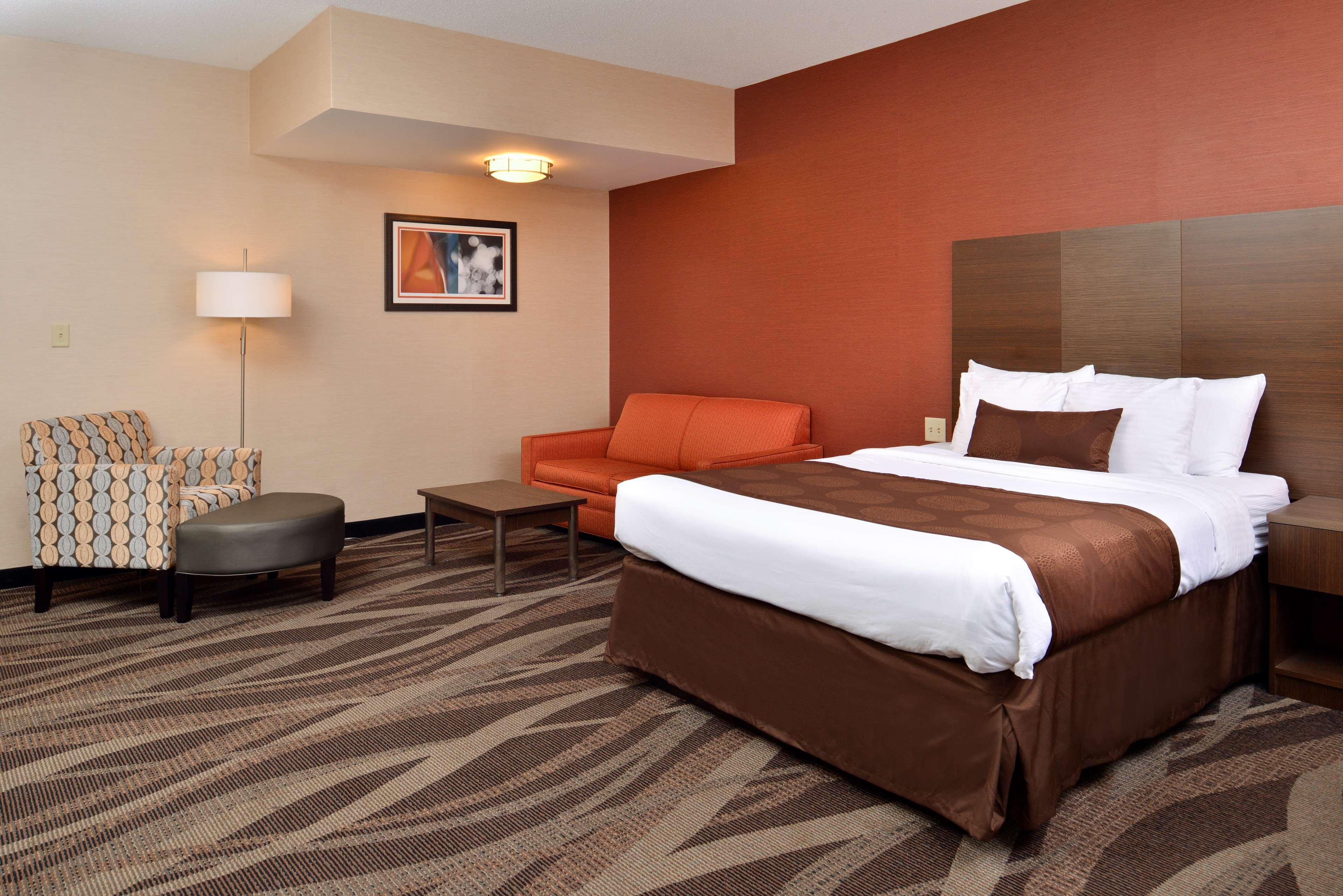 Best Western Plus University Inn Olean Exterior photo